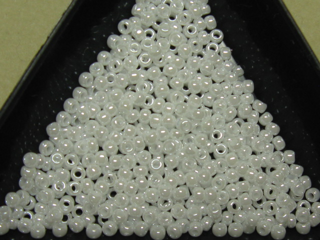 ＴＯＨＯビーズ　丸小ピース　№１２１ 詳細写真