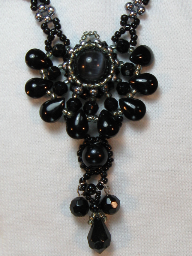 キャッツアイとシズクのネックレスＢ